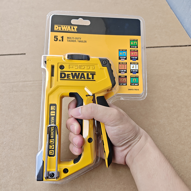DeWALT DWHT0-TR510 5-in-1 Manu – Staple Gun Electric Bewertung und Preis